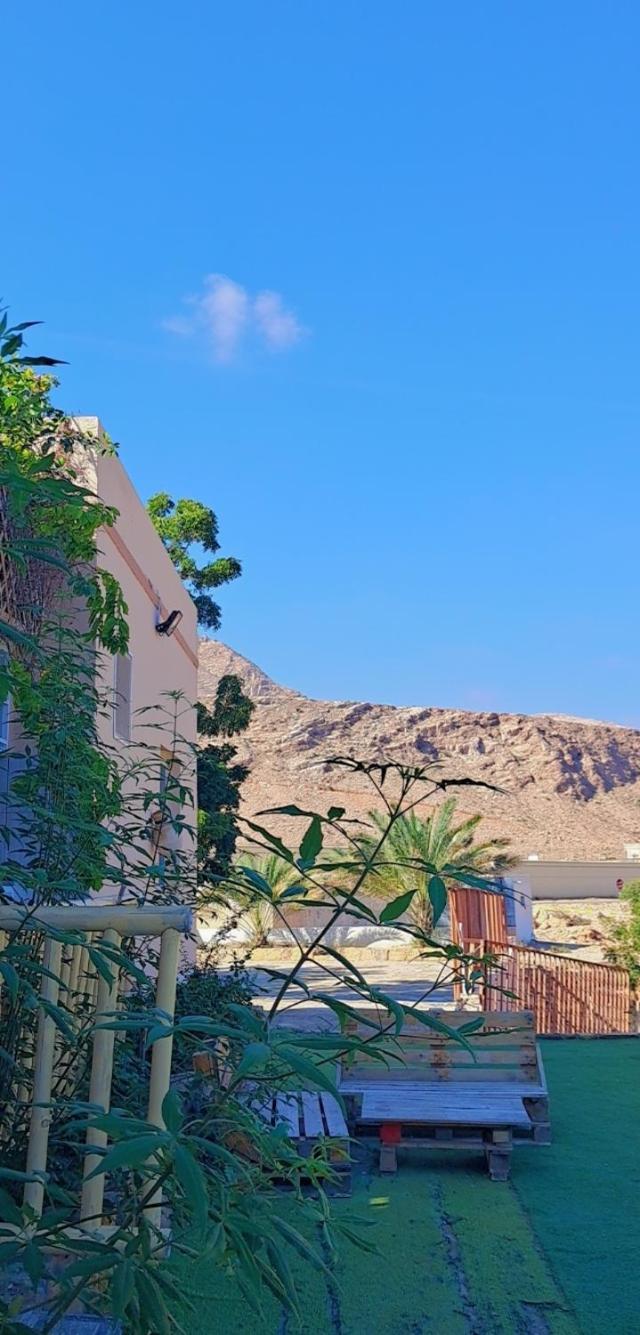 Alshumukh Guesthouse Al Ghalilah Extérieur photo