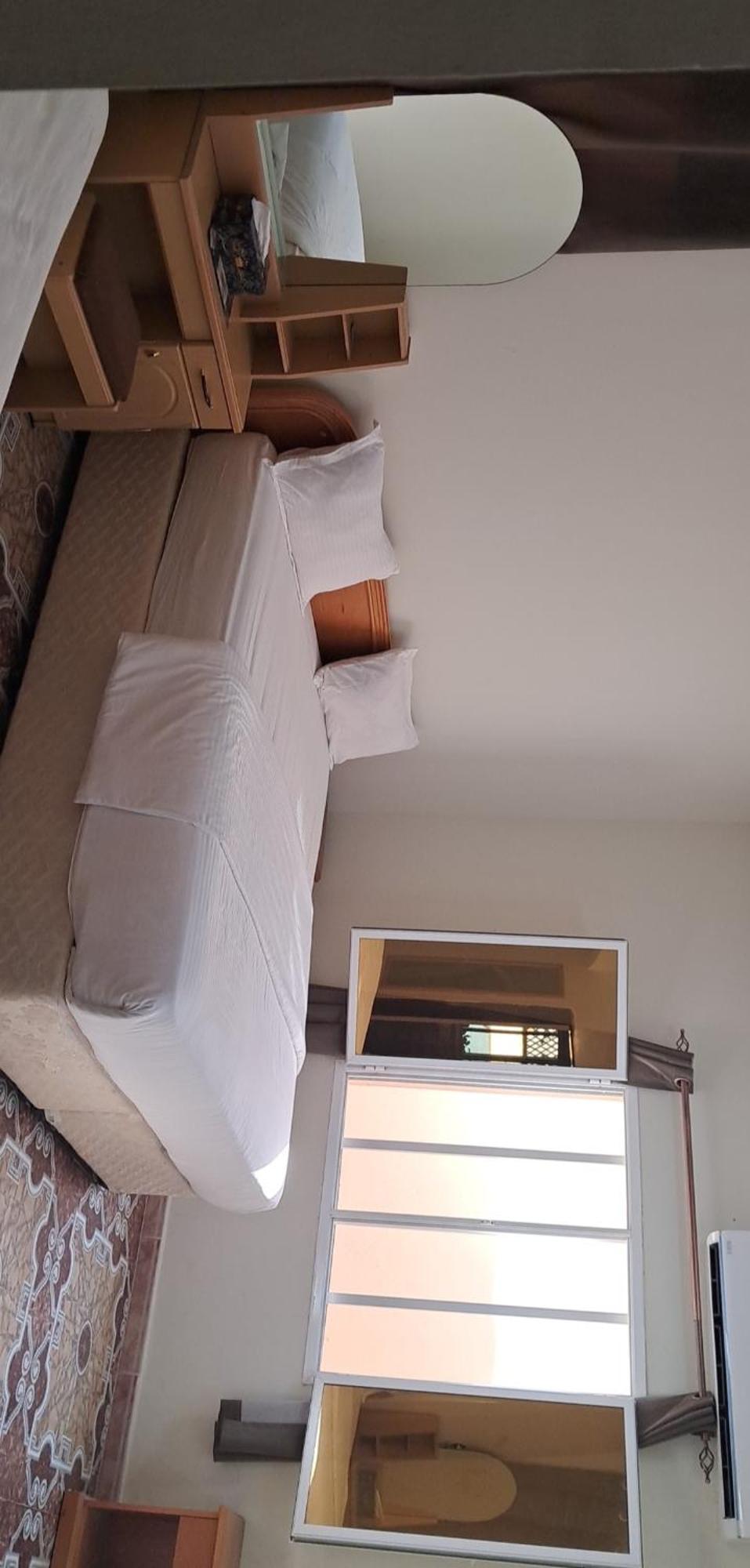 Alshumukh Guesthouse Al Ghalilah Extérieur photo