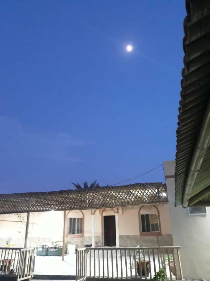 Alshumukh Guesthouse Al Ghalilah Extérieur photo
